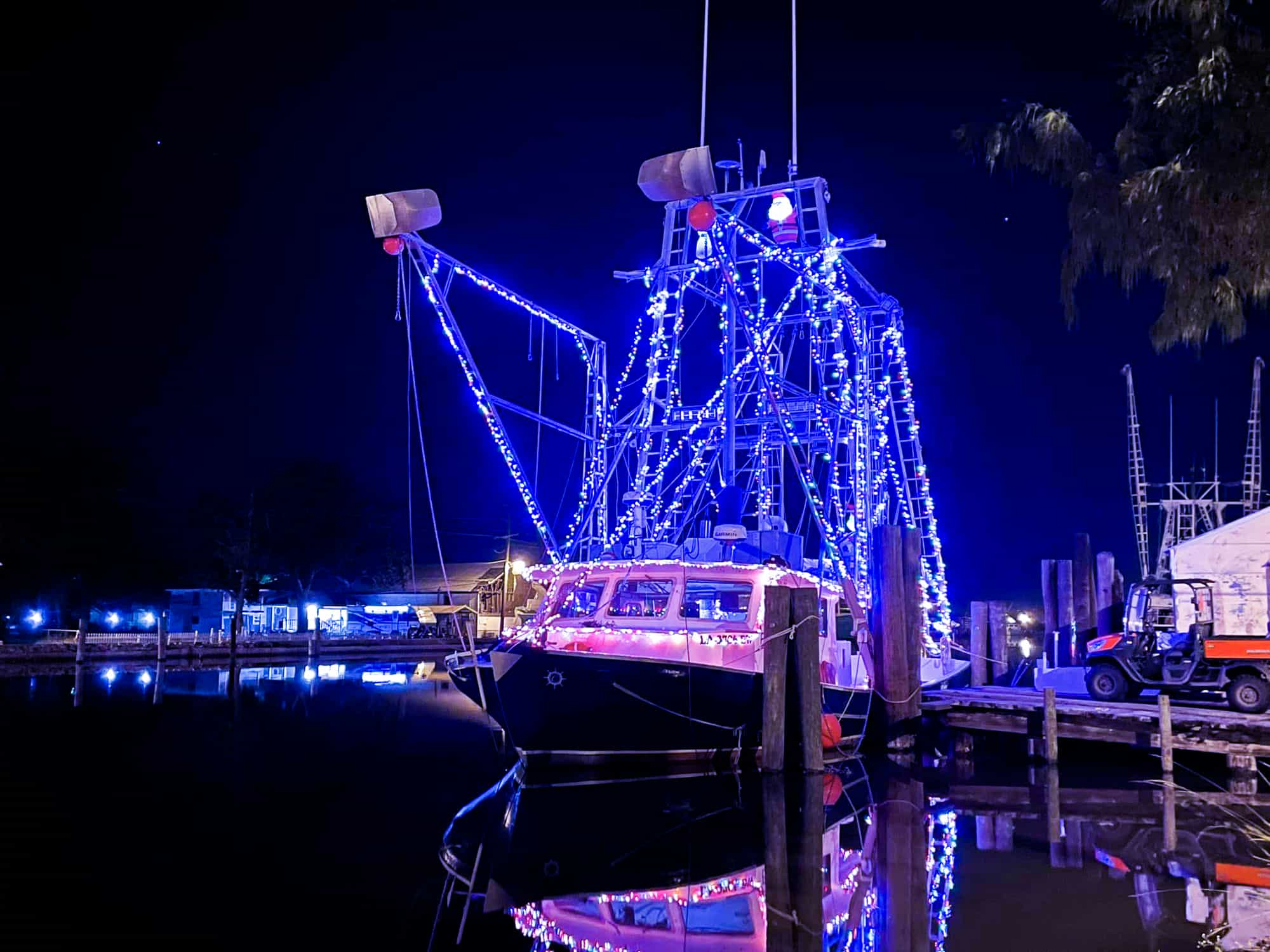 golden meadow christmas boat parade