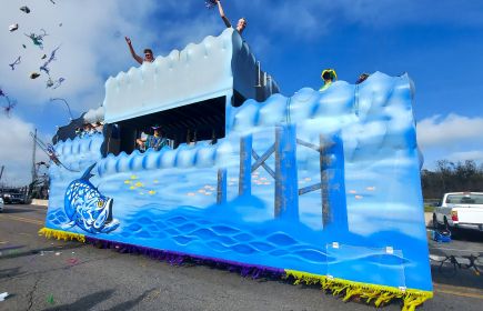 Krewe of Neptune | LA Cajun Bayou