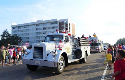 Thibodaux Christmas Parade | Louisiana's Cajun Bayou